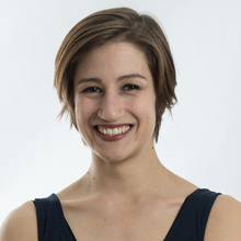 Jenn Pray headshot