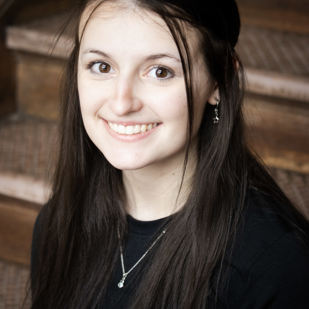 Ashley McKim headshot