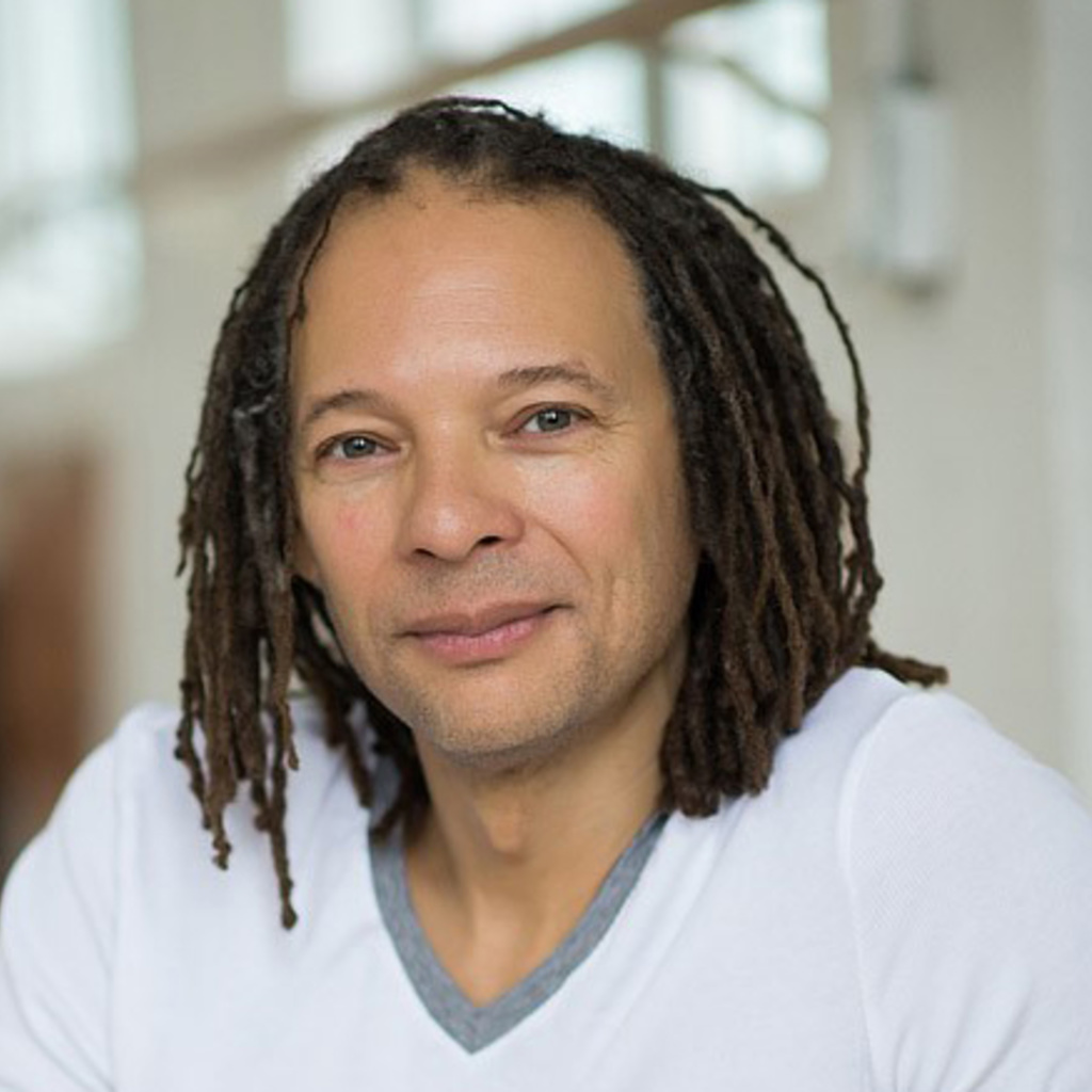 Thomas DeFrantz headshot
