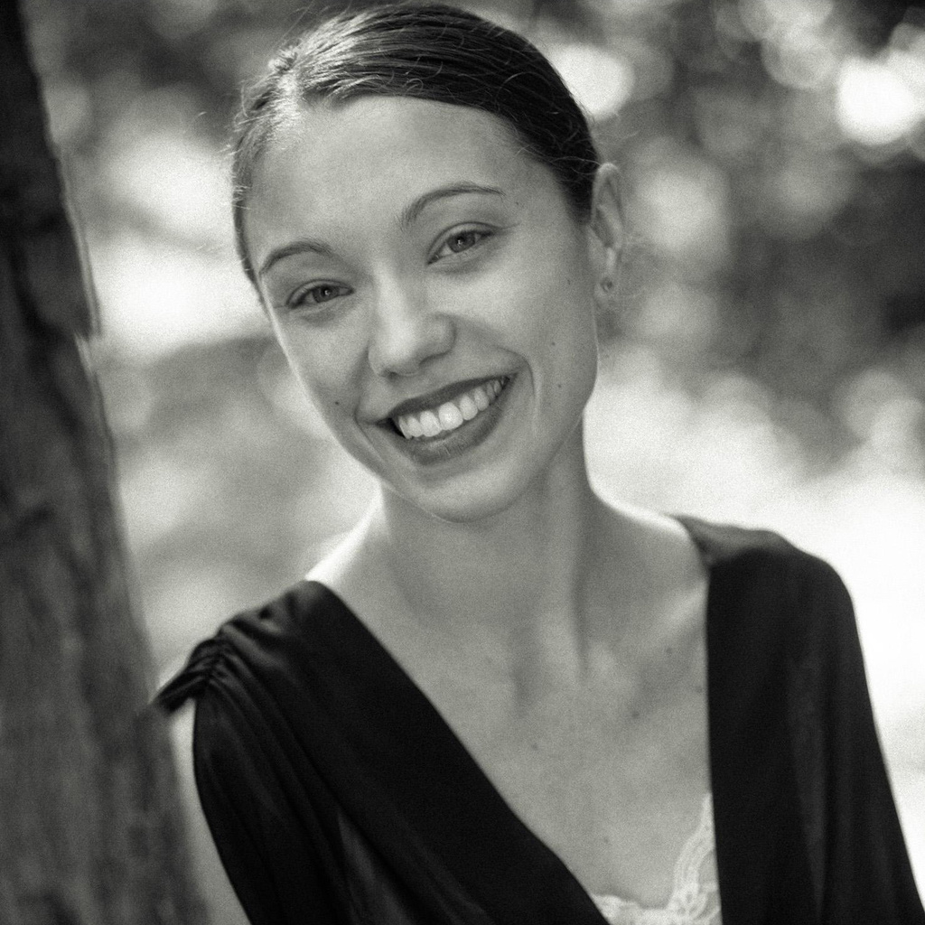Shannon Alvis headshot