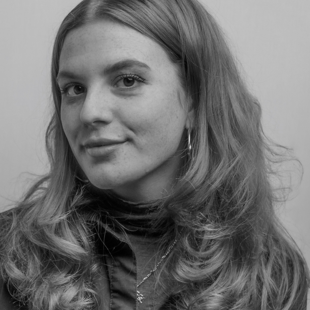 Faye Hadfield headshot