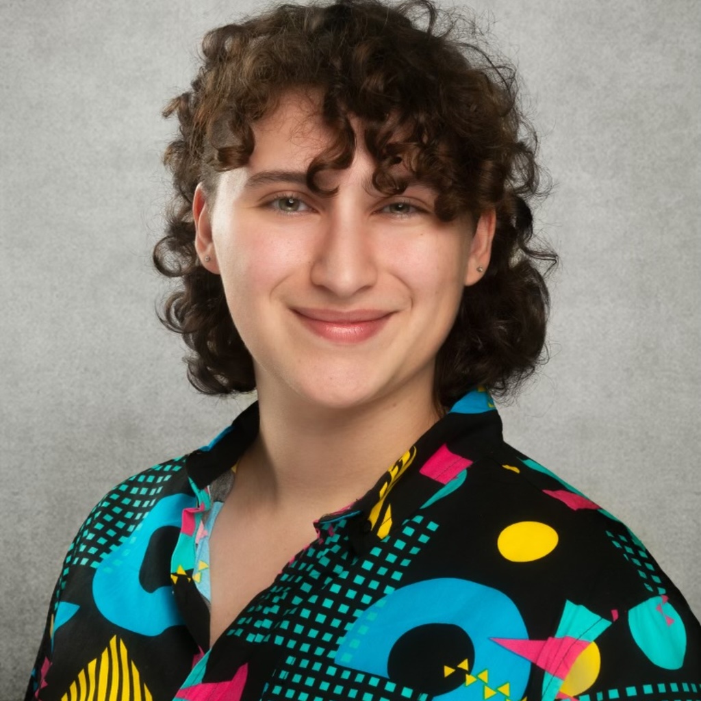 Gabby Johnson headshot