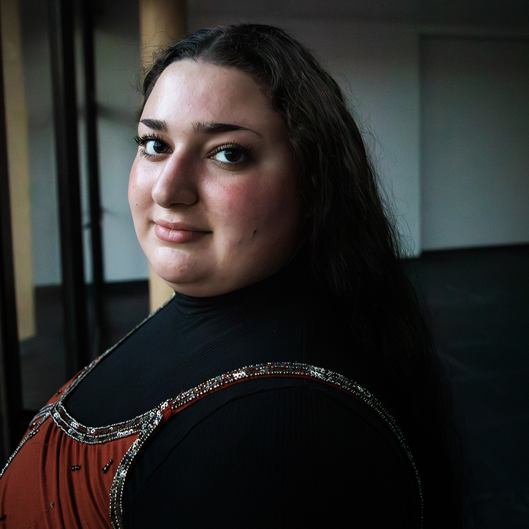 Enza Handzel headshot