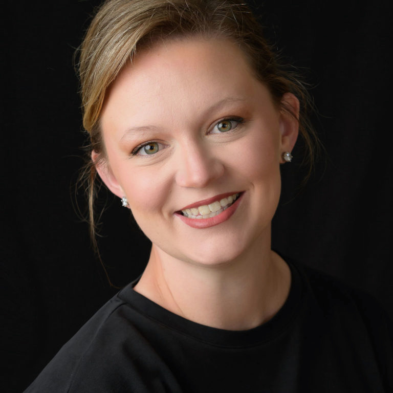 Heather Clark headshot